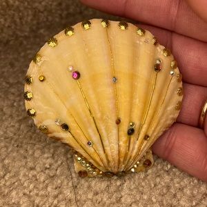 Scallop Shell Barrette